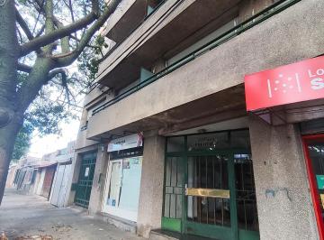 Departamento de 5 ambientes, Rosario · Vendo Depto. 2 Dorm. Muy Amplio Eva Perón 5400