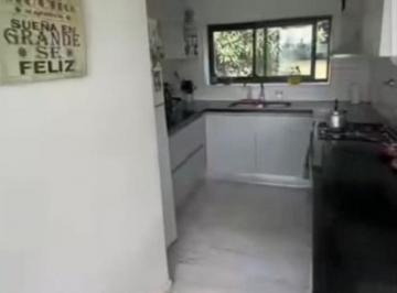Casa · 130m² · 3 Ambientes · Casa en Venta - 2 Dorm. 2 Baños - Sierra de Los Padres