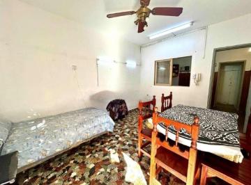 PH · 54m² · 3 Ambientes · PH en Venta - 2 Dorm. 1 Baño - San Isidro