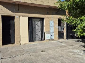Departamento · 50m² · 3 Ambientes · Alquiler - PH Al Frente 3 Ambientes