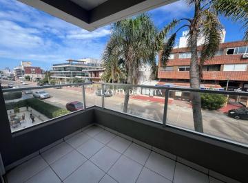 Foto1 · Apartamento en Península, 2 Dorm.