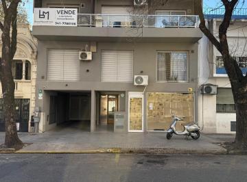 Departamento · 46m² · 2 Ambientes · Departamento de 1 Dormitorio con Patio a m de Bv, Oroño