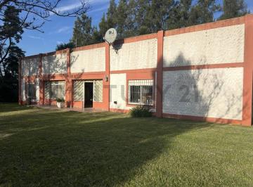 Quinta vacacional · 200m² · 4 Ambientes · Venta Casa Quinta en Abasto