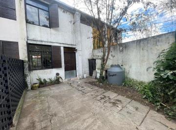 PH · 80m² · 4 Ambientes · 1 Cochera · Duplex en Venta de 3 Dorm. y Patio