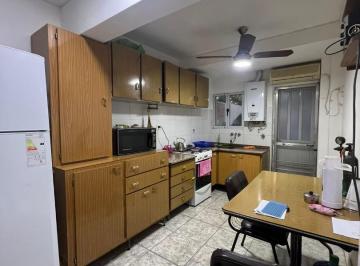 Departamento · 55m² · 3 Ambientes · Amplio Departamento a La Venta de 2 Dorm. Apto Credito