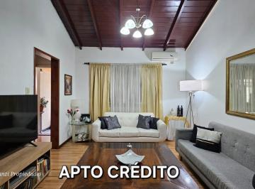 Casa · 130m² · 4 Ambientes · 2 Cocheras · Venta Casa 4 Amb 480 m² de Terreno en Villa Ballester