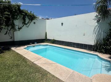Pileta · Venta Casa Cofico. Jujuy 1100. 4 Dorm. Pileta