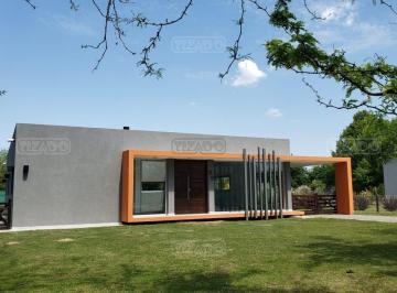 Casa · 135m² · 4 Ambientes · 1 Cochera · Casa en Venta en El Nacional, General Rodriguez