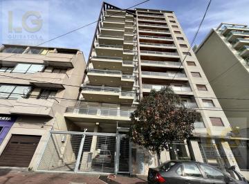 Departamento · 85m² · 3 Ambientes · 1 Cochera · Departamento en Alquiler 3 Ambientes con Cochera Berazategui Centro