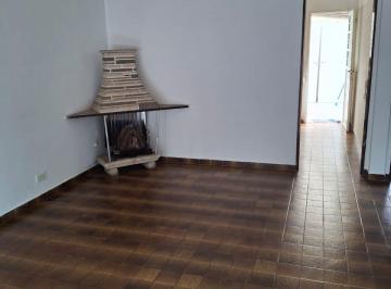 Casa de 3 ambientes, Morón · Casa 2 Dorm., Cocina Comedor, Living, Patio