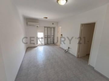 Departamento · 65m² · 4 Ambientes · 1 Cochera · Se Vende Departamento Céntrico Dos Dorm. con Cochera en Rafaela