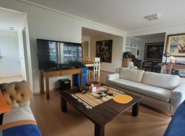 Departamento de 4 ambientes, Caballito · Impecable Piso con Cochera. Dependencia