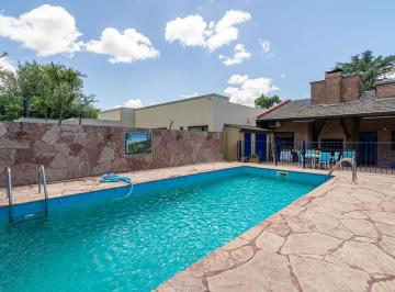 Casa · 252m² · 5 Ambientes · 2 Cocheras · Casa en Venta Ingeniero Maschwitz 5 Ambientes Pileta Lote Propio