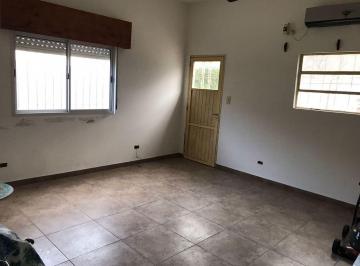 DVL-DVL-558_2 · Venta Casa Tres Ambientes en Morón, Posib. de Edificar.