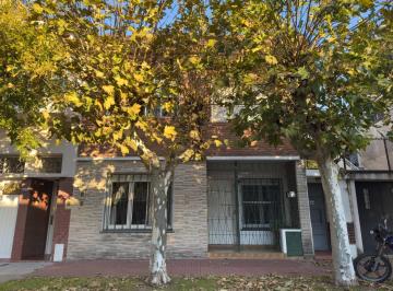 PH · 62m² · 3 Ambientes · PH en Venta 3 Amb. en Quilmes con 34 m de Patio
