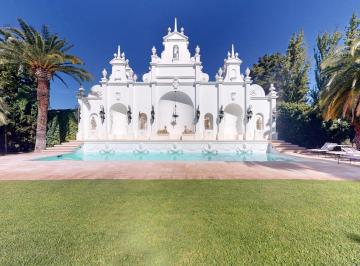 Casa · 4000m² · 13 Ambientes · 6 Cocheras · Venta - Casa Taller de Artista - Exclusivo Petit Hotel - Maipú, Mendoza