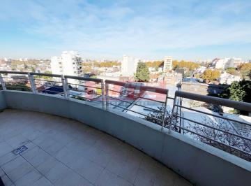 Departamento de 3 ambientes, Villa Urquiza · Depto 3 Amb Apto Profesional con Balcon Aterrazado Al Frente