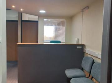 Oficina comercial · 42m² · 3 Ambientes · Oficina en Alquiler, Flores, Caba.