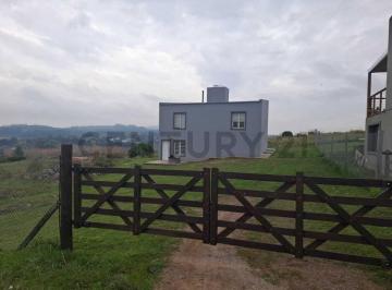 Casa · 104m² · 3 Ambientes · Venta de Casa en El Barrio Entre Sierras de Tandil - Apta Crédito