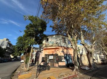 Local comercial · 182m² · 3 Ambientes · Local San Martin Al 100