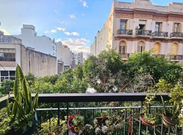 Departamento · 39m² · 2 Ambientes · Venta Departamento 2 Amb Balvanera Doble Balcón