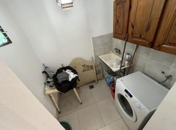 Casa · 1499m² · 6 Ambientes · Casa Quinta en Calle 656 E/ 7 y 8 N°621