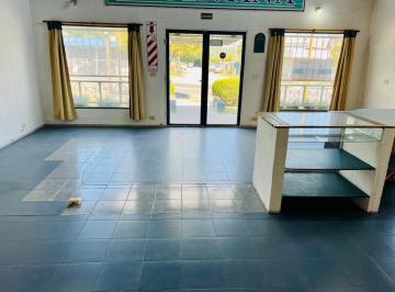 Local comercial de 2 ambientes, Villa Carlos Paz · Venta: Local Comercial - 105 m² - Sobre Av Perón - Villa Carlos Paz