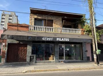 Local comercial · 231m² · 1 Ambiente · 1 Cochera · Local en Berazategui