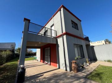 Casa · 123m² · 5 Ambientes · Casa en Tierra de Sueños 1
