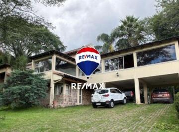 Casa · 350m² · 6 Ambientes · Casa 3 Dorm. Alquiler San Lorenzo