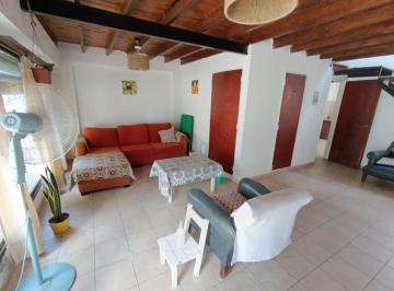 Departamento · 79m² · 4 Ambientes · 1 Cochera · Casa en Venta La Plata, San Carlos