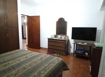 Casa · 123m² · 3 Ambientes · 1 Cochera · Venta Casa 3 Ambientes con Cochera Isidro Casanova
