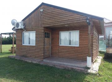 Casa · 42m² · 3 Ambientes · 1 Cochera · Casa en Alquiler, (Cabaña) de 3 Ambientes. San Miguel del Monte