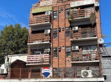 Departamento · 36m² · 2 Ambientes · Departamento con Patio y Terraza Avellaneda Venta