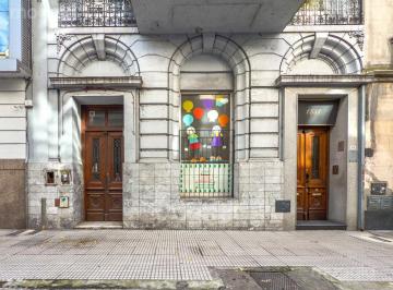 PH · 293m² · 8 Ambientes · PH en Venta en Barrio Norte - Antes Jardín de Infantes - Necesita Reformas