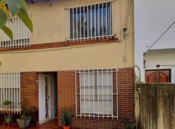 PH · 60m² · 3 Ambientes · Venta PH 3 Ambientes en Moron a Refaccionar