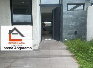 Casa de 5 ambientes, Córdoba · Docta - Anual Duplex a Estrenar