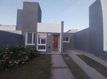 Casa de 3 ambientes, Córdoba · Carrara de Horizonte Sur Alquiler Casa 2 Dorm.