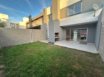 PH · 175m² · 4 Ambientes · 2 Cocheras · Duplex en Alquiler Cañuelas Chico de Categoría