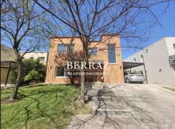 Casa · 270m² · 4 Ambientes · 3 Cocheras · Casa Venta 3 Dorm. Barrio Las Tipas Lote de 480 m² Nordelta, Tigre