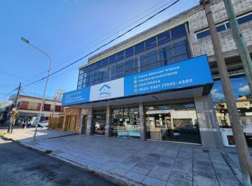Local comercial · 389m² · Salon Comercial de Losa en Planta Alta 389 m² Cub. (No Posee Baños) - Isidro Casanova