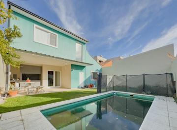Casa · 170m² · 5 Ambientes · Venta | Casa 3 Hab en Figueroa 2216 | Neuquen