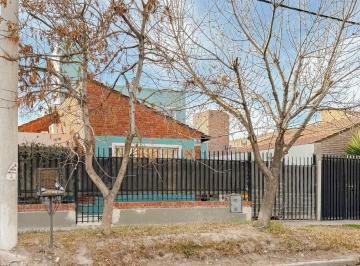 Casa · 170m² · 5 Ambientes · Venta | Casa 3 Hab en Figueroa 2216 | Neuquen