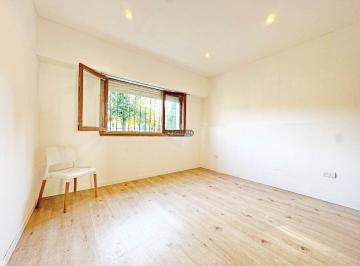 ATT-ATT-4198_2 · Casa 3 Ambientes. | Mitre 2095