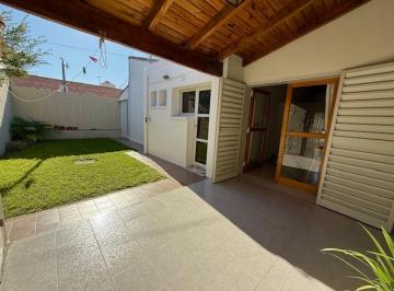 Casa · 68m² · 3 Ambientes · 1 Cochera · Casa en Venta 2 Dorm. Barrio Cerrado Apto Credito