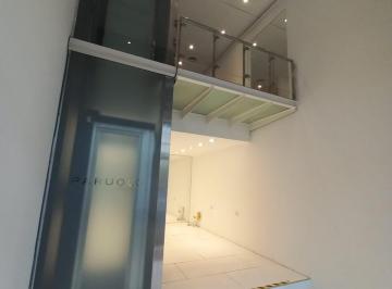Local comercial · 90m² · 2 Ambientes · Local Comercial - Centro