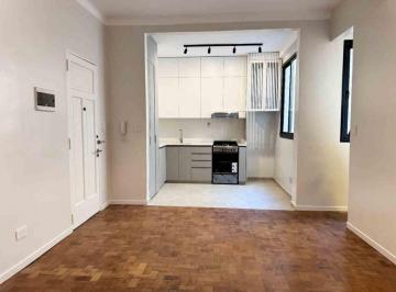 Departamento · 45m² · 2 Ambientes · Alquiler 2 Amb Remodelado en Palermo 1° X Escalera