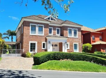 Casa de 6 ambientes, Tigre · Alquiler - Casa - Barrancas de San Jose - Tigre