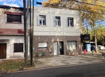 PH · 120m² · 4 Ambientes · 1 Cochera · Amplio Departamento en Adrogue