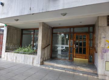 Departamento · 90m² · 4 Ambientes · Loria 290